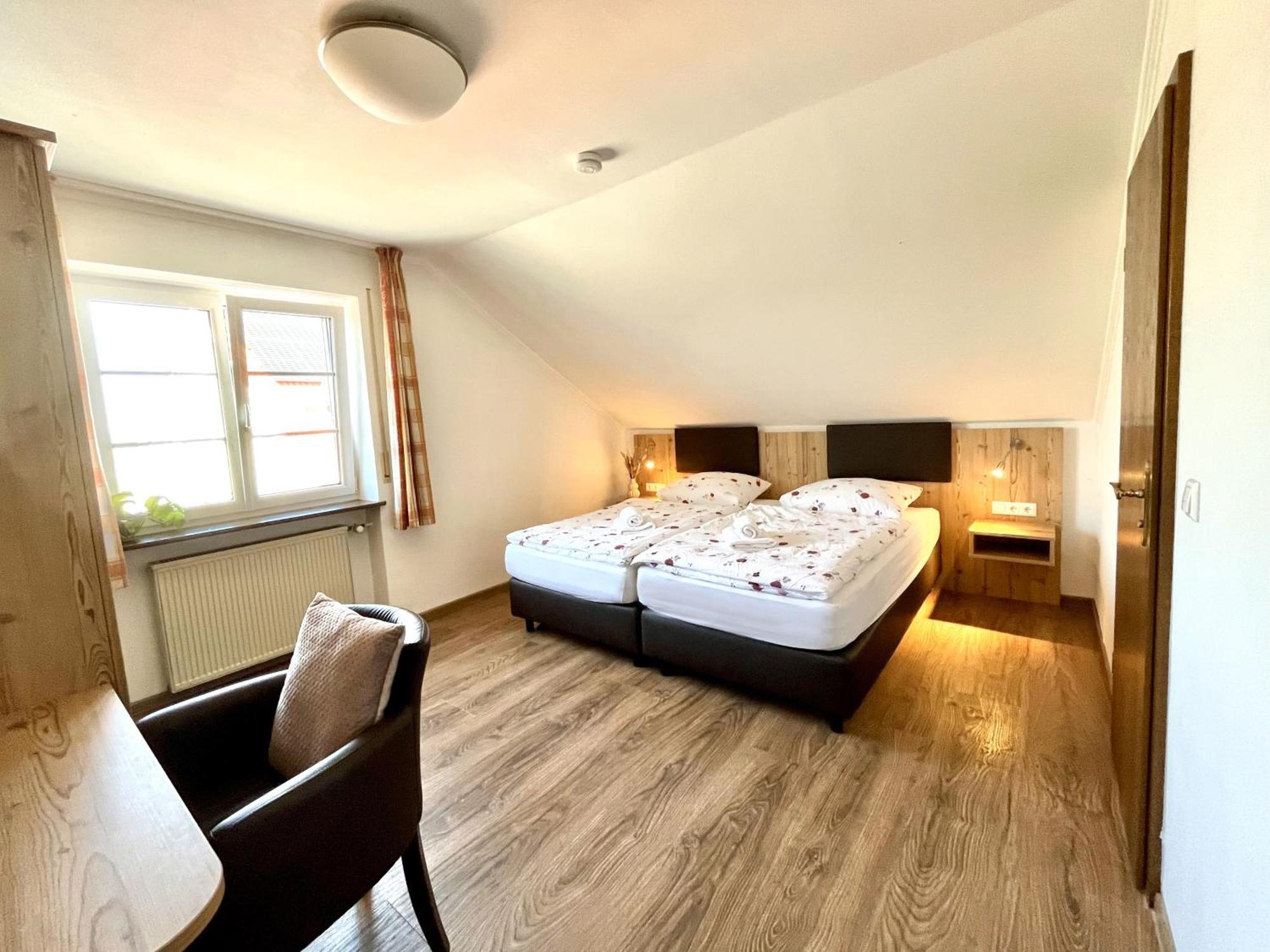 Gastwirtschaft & Hotel Doll Markt Indersdorf Bilik gambar